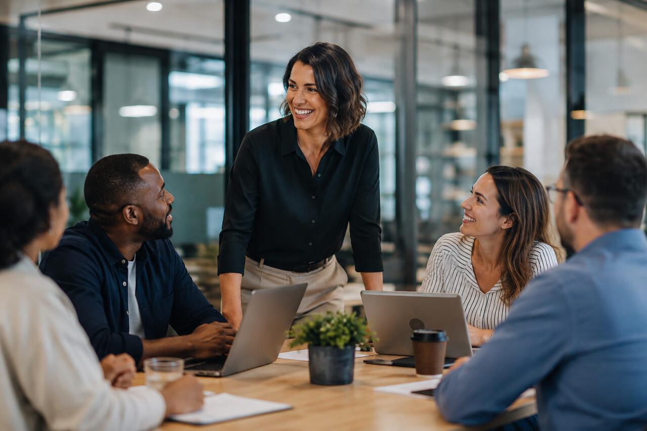 Liderança humanizada: o que é e como desenvolver equipes de alta performance